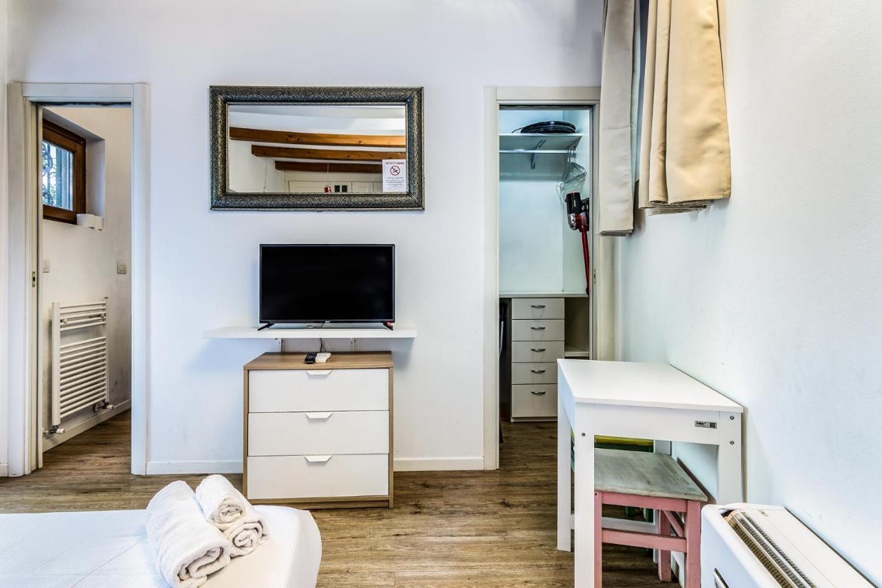 Secret Navigli Suite Mailand Exterior foto